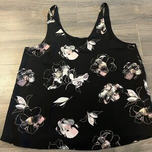 Unbranded small flowy tank top blouse